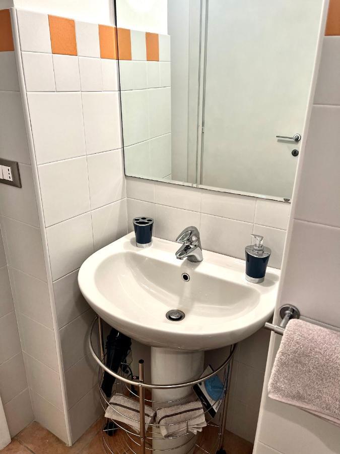 Ca D La Trifola Free Parking Apartment อัลบา ภายนอก รูปภาพ
